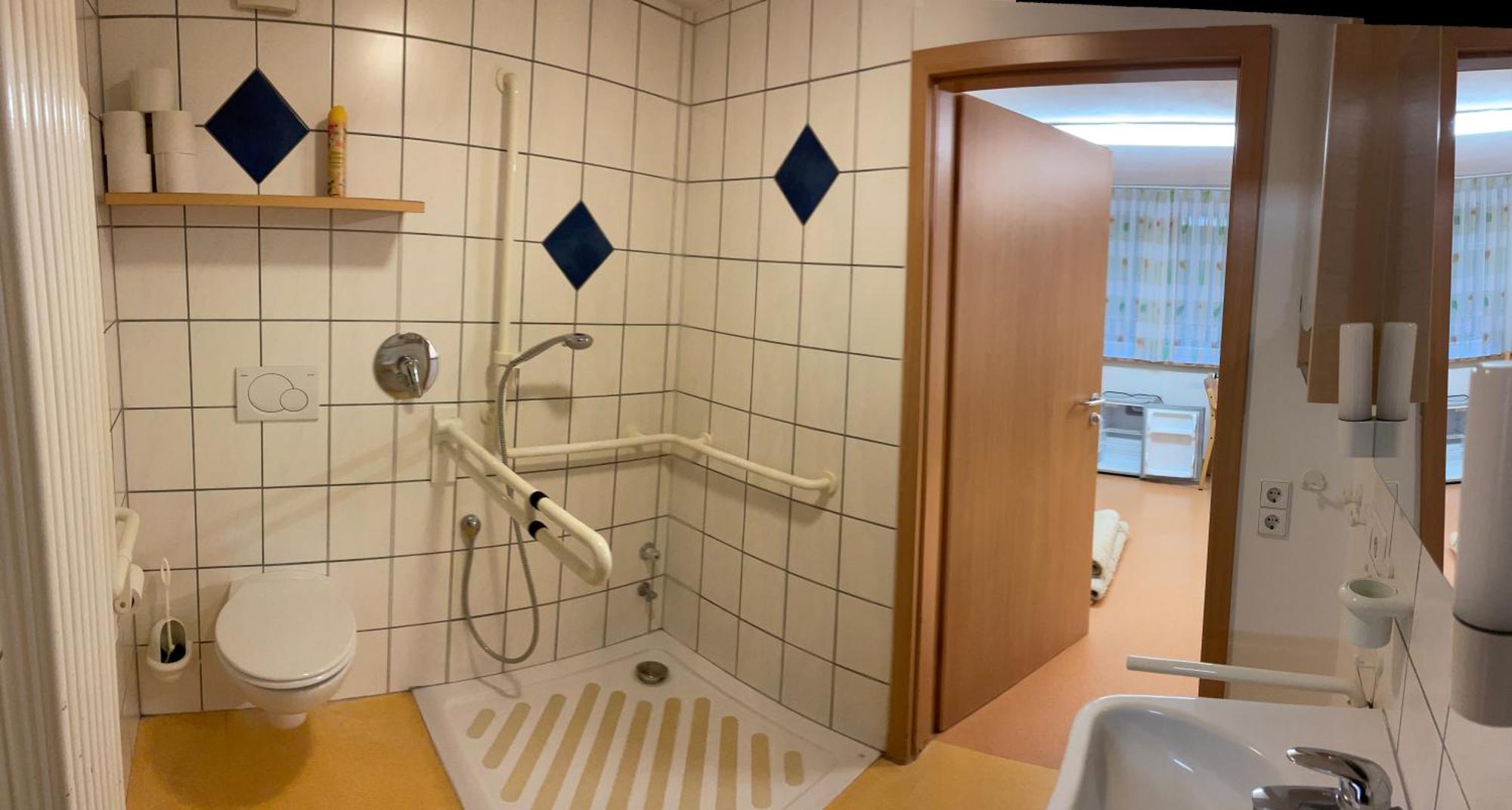 Personalwohnheim Altenpflege Foditsch Sankt Johann  Zimmer foto